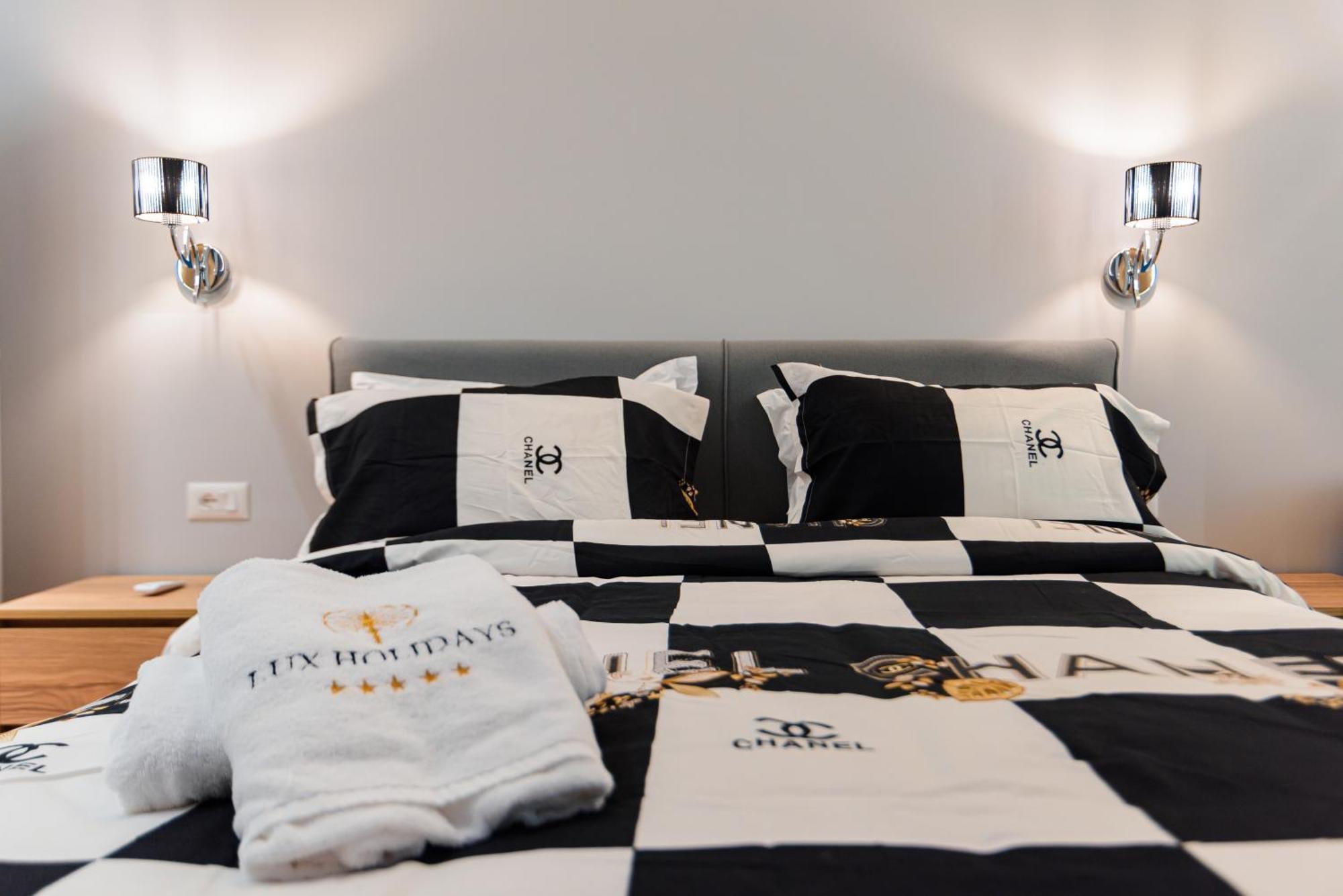 Lux Holidays Durres Luaran gambar